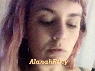 Alanah_Riley