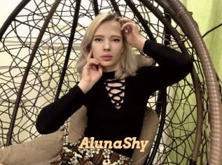 AlunaShy