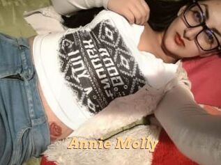 Annie_Molly