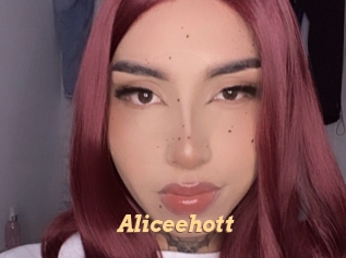 Aliceehott