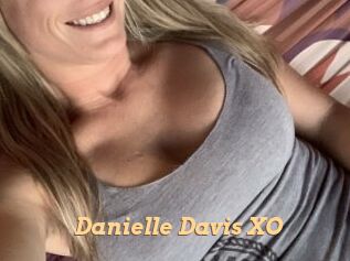 Danielle_Davis_XO