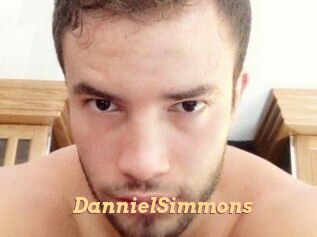 Danniel_Simmons