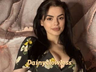Dainyclowless