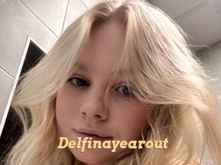 Delfinayearout