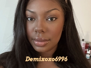 Demixoxo6996