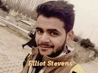 Elliot_Stevens