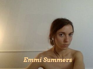 Emmi_Summers