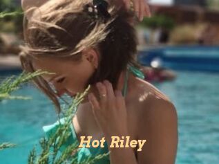 Hot_Riley