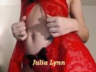 Julia_Lynn