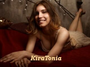 KiraTonia