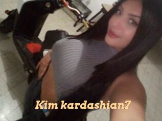 Kim_kardashian7