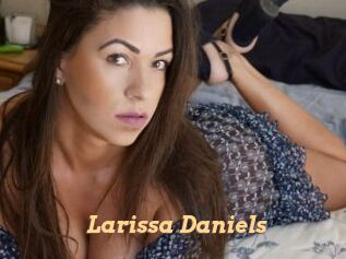 Larissa_Daniels