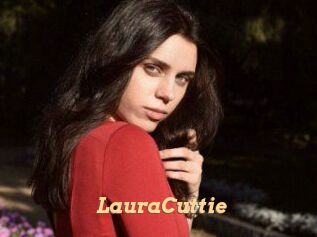 Laura_Cuttie