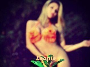 Leonie