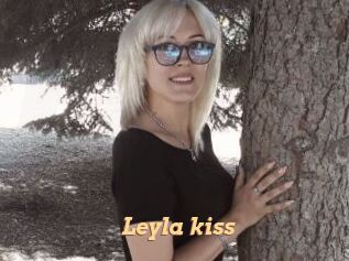 Leyla_kiss