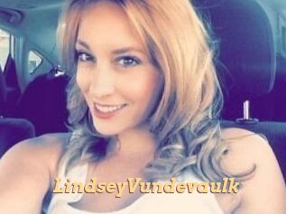 LindseyVundevaulk