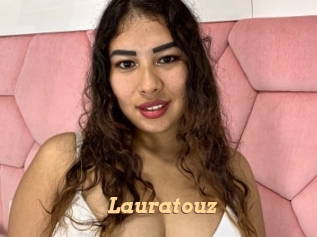 lauratouz Live Paradise