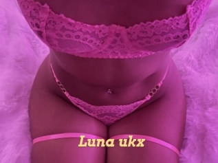 Luna_ukx