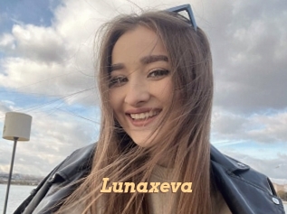 Lunaxeva