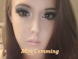 Mia_Cumming