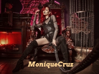 MoniqueCruz Live Paradise