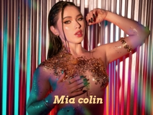Mia_colin