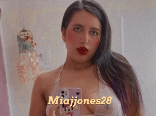 Miajjones28