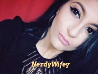 NerdyWifey
