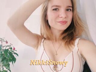 NikkiSnowy