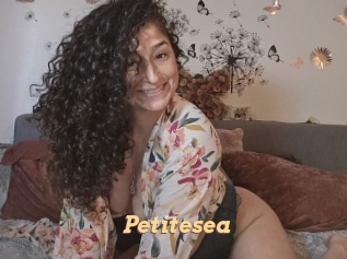 Petitesea