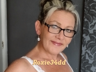 Roxie34dd
