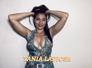 TANIA_LADIOSA Live Paradise