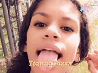 TiannaFoxxx