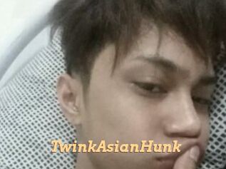 TwinkAsianHunk