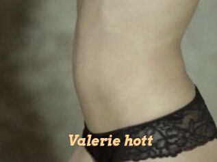 Valerie_hott