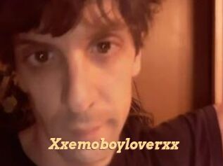 Xxemoboyloverxx