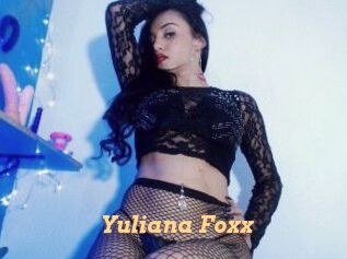 Yuliana_Foxx